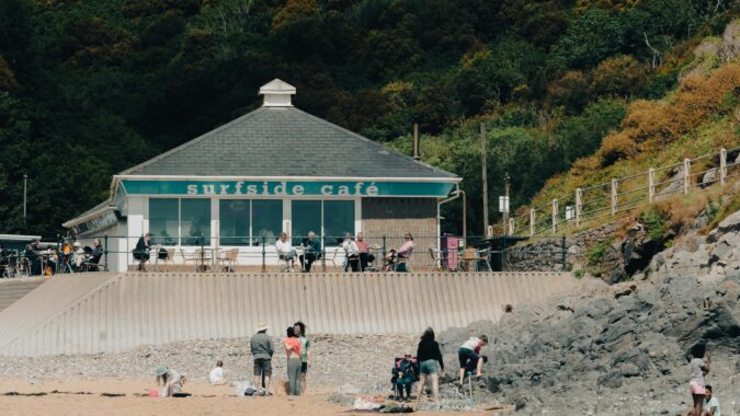 swansea beach hut