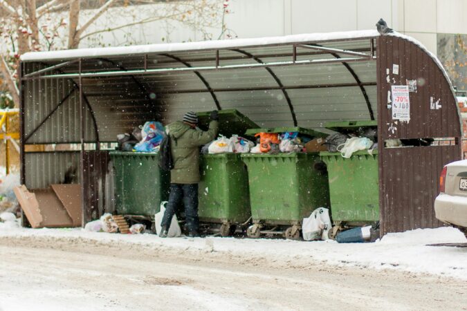 waste bins sheltered